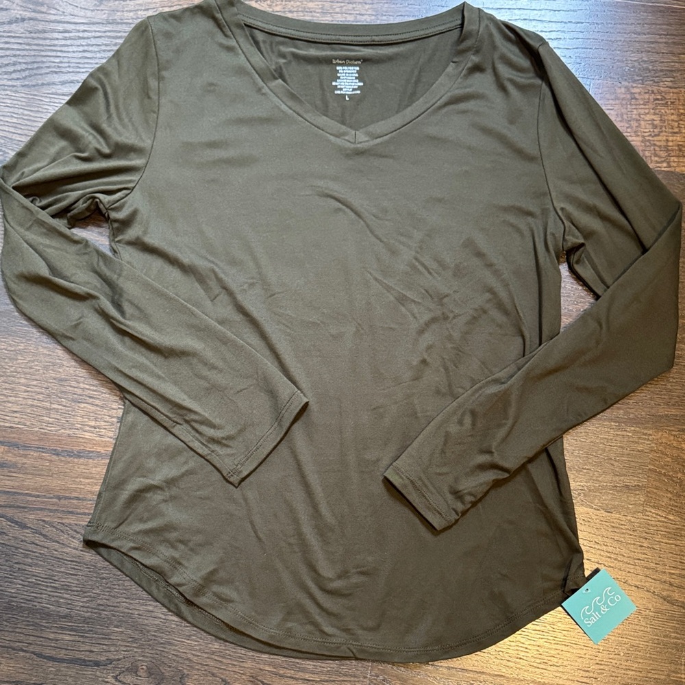 Chic Olive Long Sleeve V-Neck Top